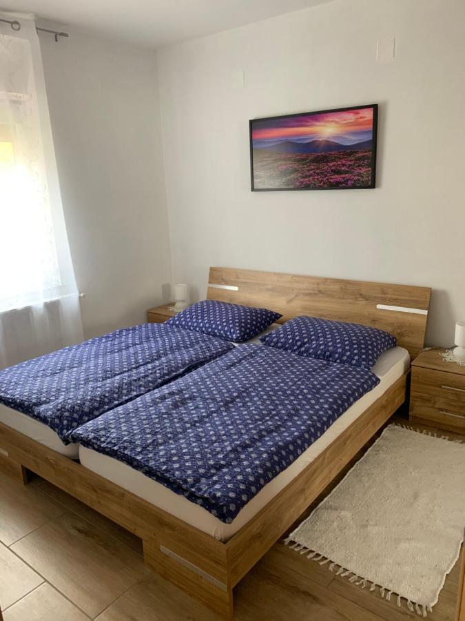 Apartma Kemper *